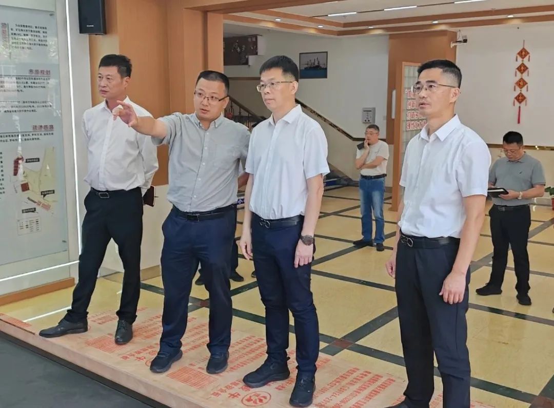 成人网站
主要领导走访港航管理单位和企业